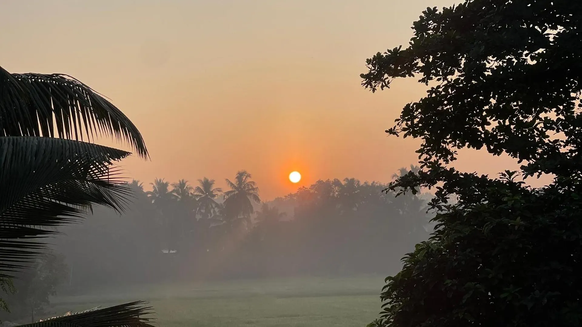 The Art House Hotel Minuwangoda Guest house